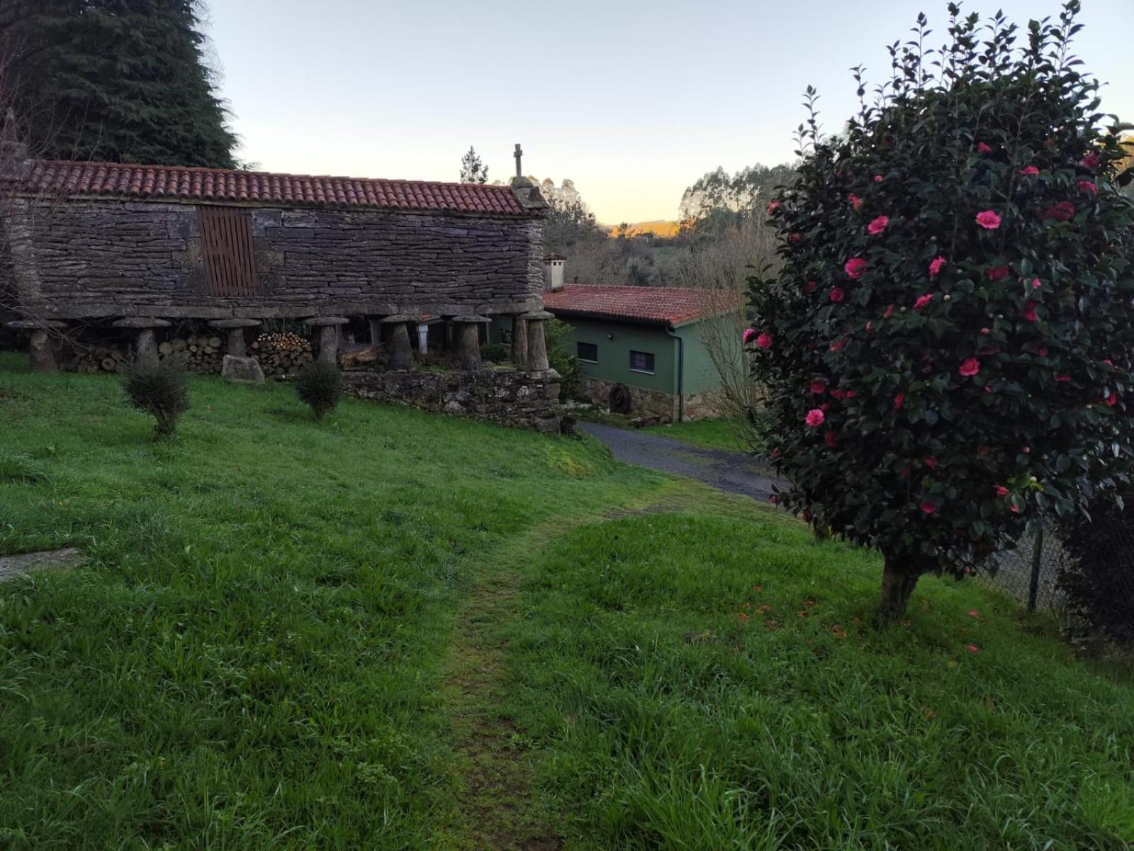 Fogar Dos Antigos Hotell Mazaricos Exteriör bild