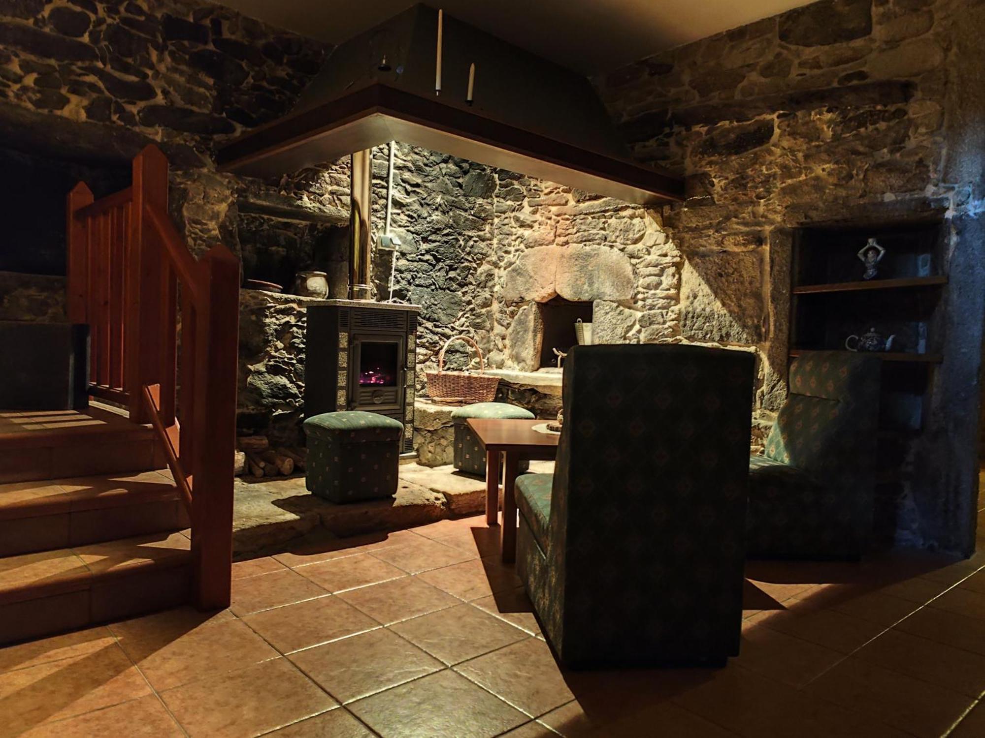 Fogar Dos Antigos Hotell Mazaricos Exteriör bild